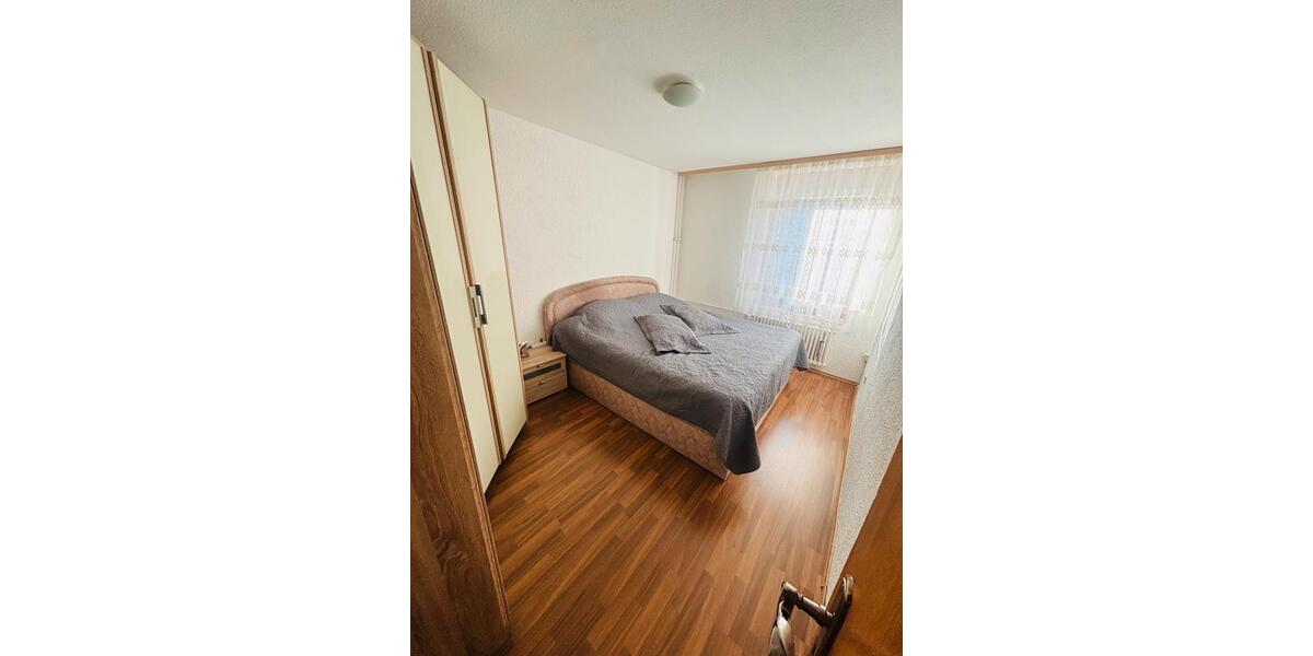 Etagenwohnung Sindelfingen Eichholz - 4.5 Zimmer, 109 m&sup2;, 375.000&euro; | Angebot:24780500