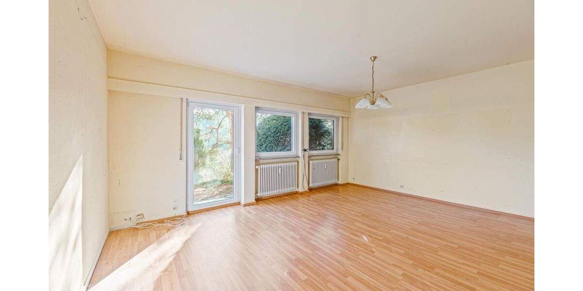 Etagenwohnung Stuttgart / Heslach Süd - 3 Zimmer, 83 m&sup2;, 299.000&euro; | Angebot:25768820
