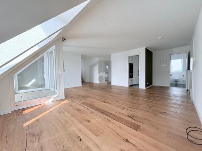 WOHNJUWEL AUF ZWEI EBENEN MIT ELEGANTEM FLAIR - Maisonettenwohnung Pleidelsheim | Angebot:26659065