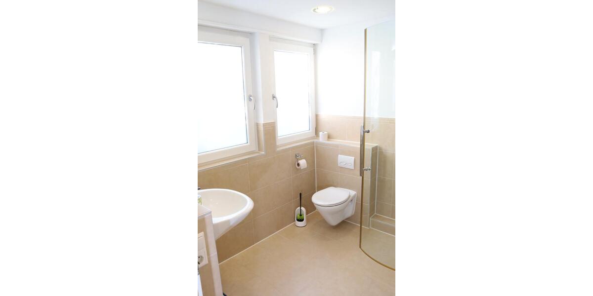 Einfamilienhaus Winnenden - 7 Zimmer, 218 m&sup2;, 820.000&euro; | Angebot:27244507