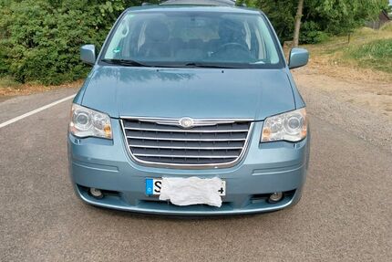 Chrysler Voyager 239.000 km 4.900 &euro; Stuttgart 70378
