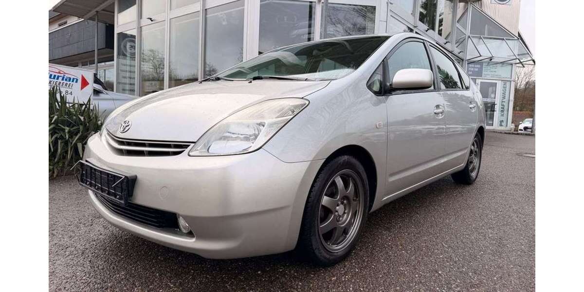 Toyota Prius 164.742 km 4.999 &euro; Uhingen 73066