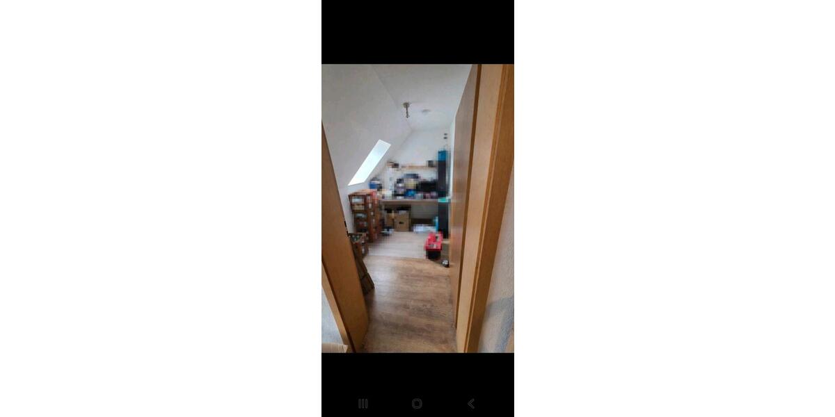 Dachgeschoßwohnung Auenwald - 6.5 Zimmer, 112 m&sup2;, 1.400&euro; | Angebot:25905253