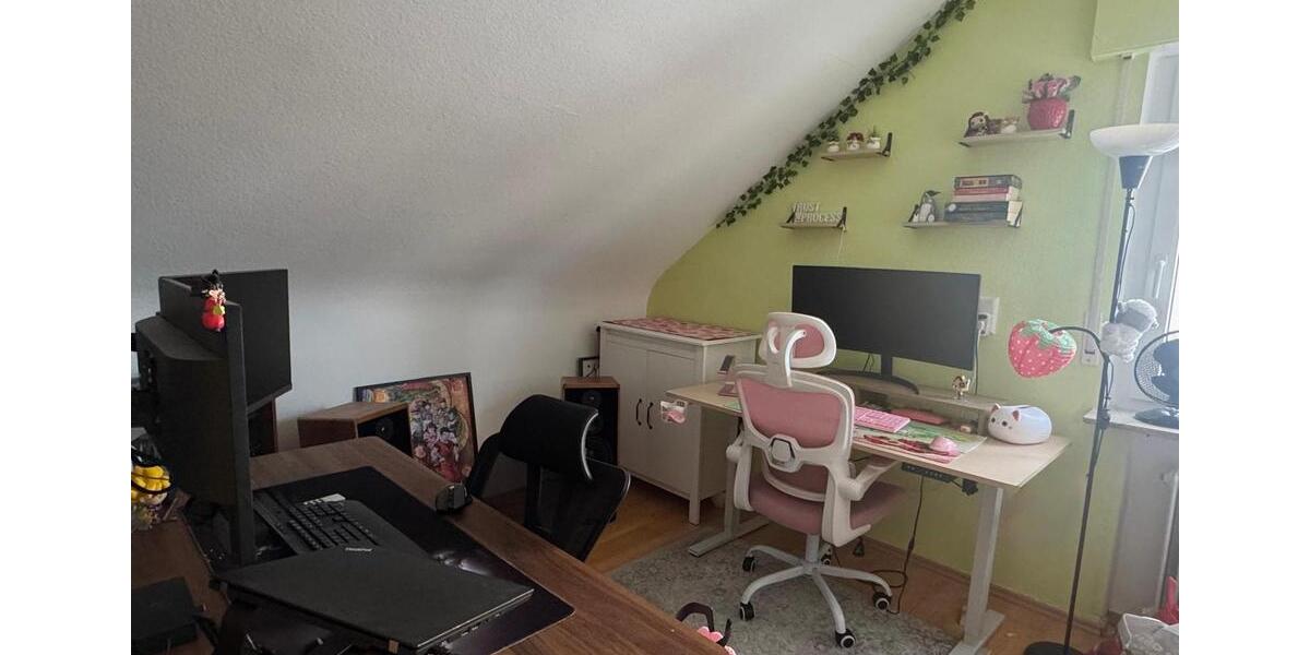 Etagenwohnung Sindelfingen - 6 Zimmer, 144 m&sup2;, 1.855&euro; | Angebot:27612054