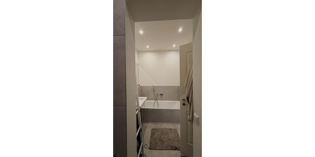 Etagenwohnung Stuttgart Feuerbach - 1.5 Zimmer, 55 m&sup2;, 1.145&euro; | Angebot:25370400
