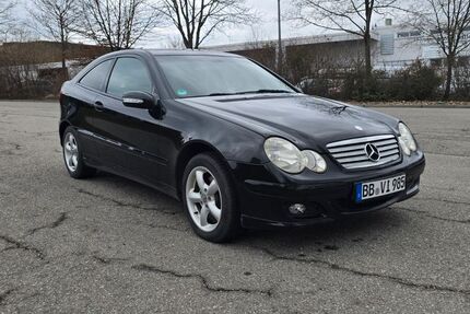 Mercedes-Benz C 180 176.000 km 2.700 &euro; Böblingen 71032