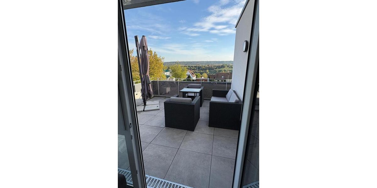 Dachgeschoßwohnung Denkendorf - 2 Zimmer, 77 m&sup2;, 1.490&euro; | Angebot:27603321