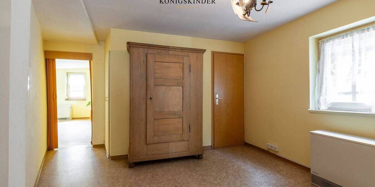Mehrfamilienhaus, Wohnhaus Hessigheim - 6 Zimmer, 133 m&sup2;, 325.000&euro; | Angebot:25671690
