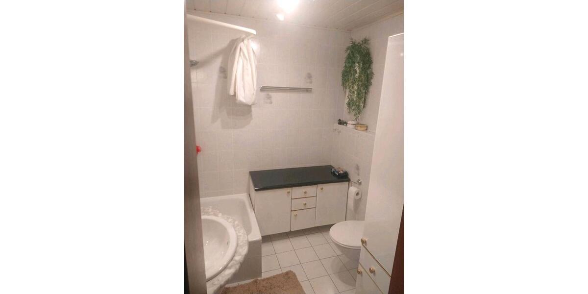 Reihenhaus Tamm - 5.5 Zimmer, 133 m&sup2;, 2.000&euro; | Angebot:26418189