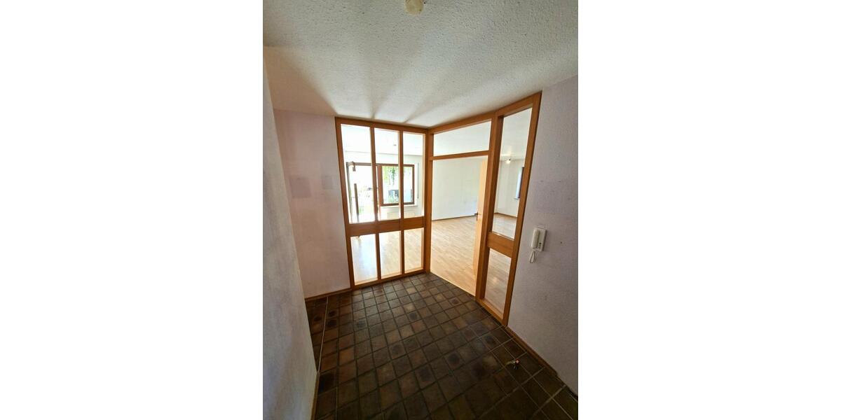 Erdgeschoßwohnung Filderstadt - 4 Zimmer, 115 m&sup2;, 450.000&euro; | Angebot:27263491