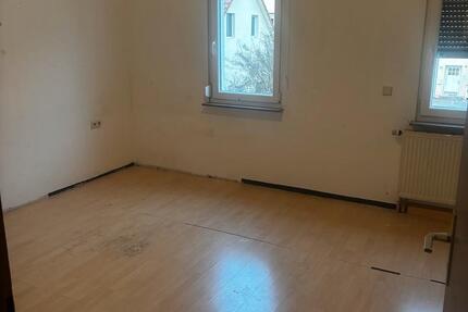 Wohnung Göppingen - 3 Zimmer, 70 m&sup2;, 700&euro; | Angebot:25440890