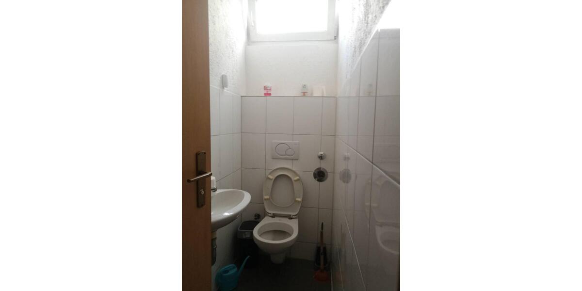 Etagenwohnung Stuttgart Zuffenhausen - 3.5 Zimmer, 90 m&sup2;, 1.090&euro; | Angebot:25860229