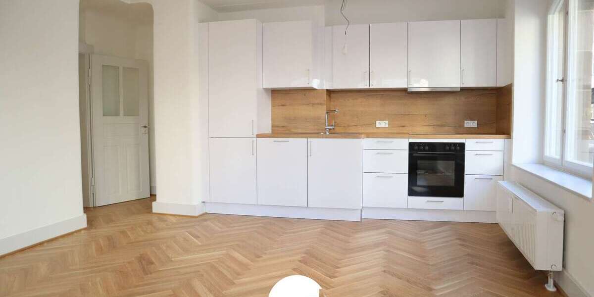 Etagenwohnung Stuttgart Stuttgart-West - 3 Zimmer, 81 m&sup2;, 1.500&euro; | Angebot:25978033
