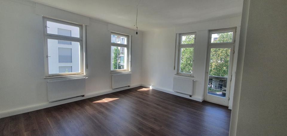 Etagenwohnung Sindelfingen Sindelfingen (Stadt) - 4 Zimmer, 110 m&sup2;, 1.150&euro; | Angebot:25960828
