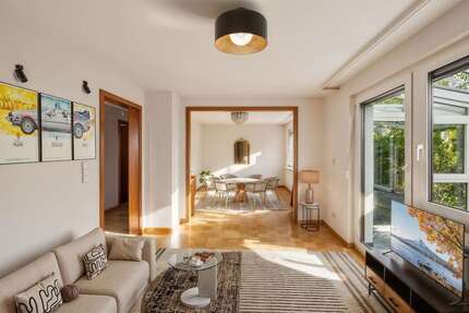 Haus Böblingen - 5 Zimmer, 129 m&sup2;, 599.000&euro; | Angebot:23040156