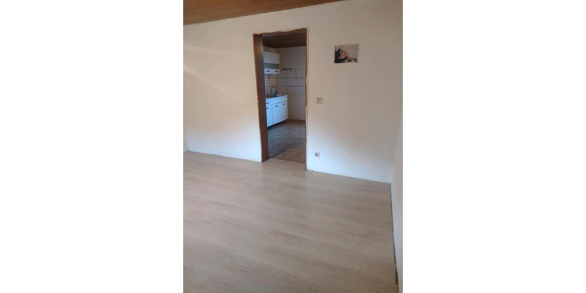 Erdgeschoßwohnung Großerlach - 3 Zimmer, 76 m&sup2;, 850&euro; | Angebot:26032163