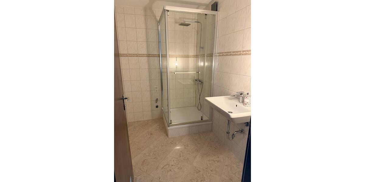 Etagenwohnung Sindelfingen Sindelfingen (Stadt) - 4.5 Zimmer, 104 m&sup2;, 1.700&euro; | Angebot:26024462
