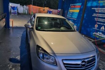 Opel Insignia 166.500 km 5.500 &euro; Stuttgart 70376