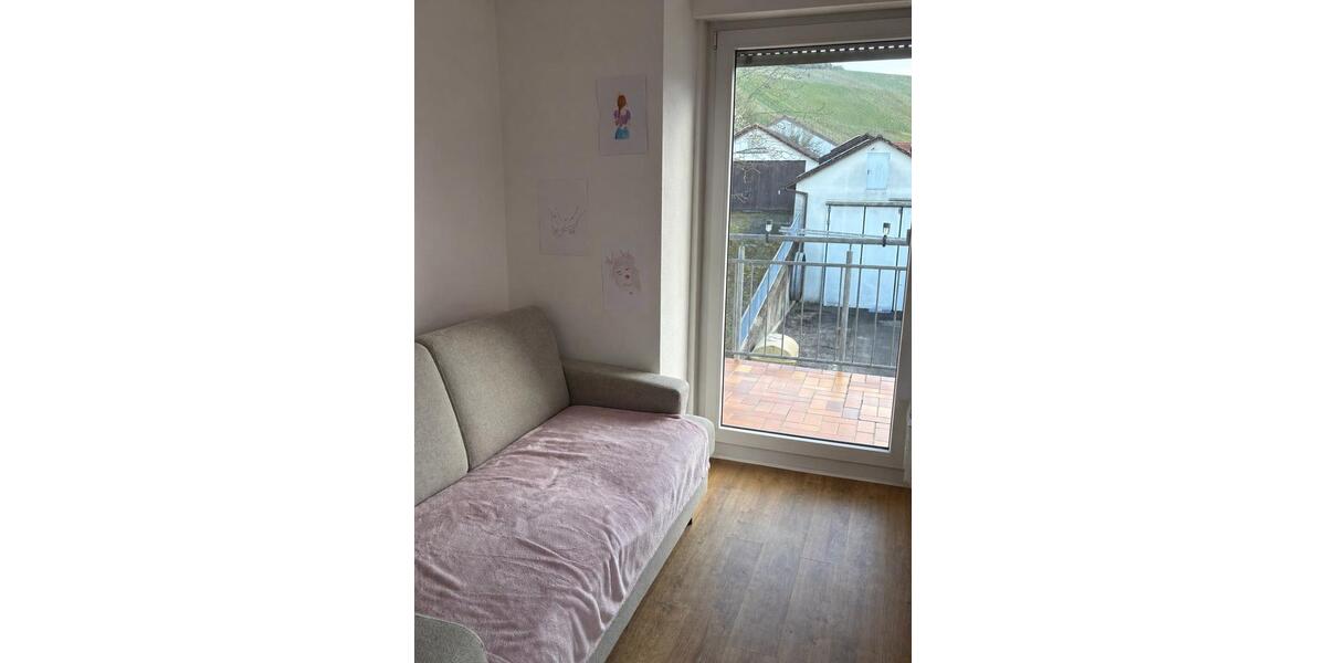Etagenwohnung Kernen im Remstal - 2 Zimmer, 12 m&sup2;, 330&euro; | Angebot:26507748