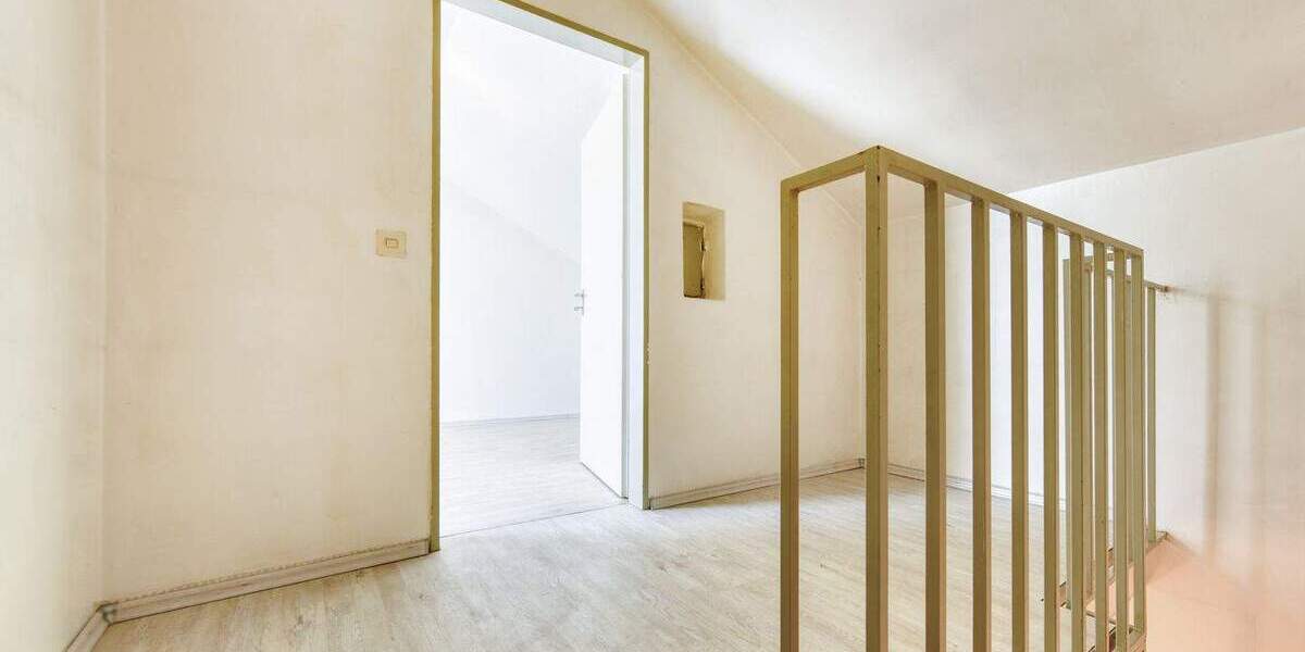 Reihenmittelhaus Stuttgart Rohracker - 5 Zimmer, 120 m&sup2;, 498.000&euro; | Angebot:25693431