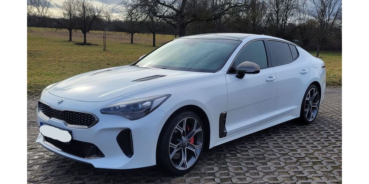 Kia Stinger 77.800 km 28.990 &euro; Murr 71711