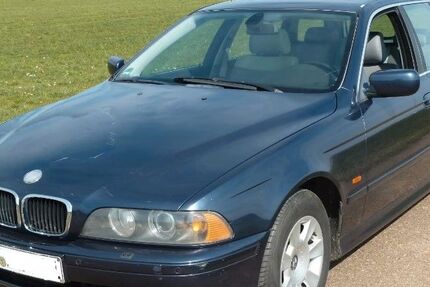 BMW 525 272.200 km 3.200 &euro; Stuttgart 70378