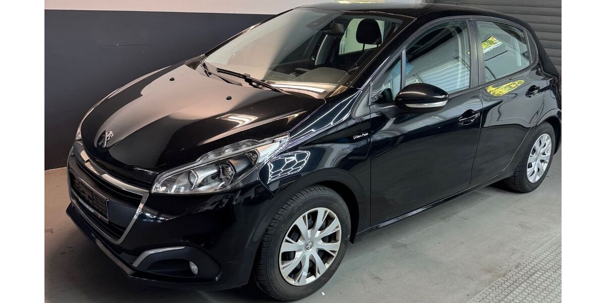 Peugeot 208 126.000 km 5.100 &euro; Möglingen 71696