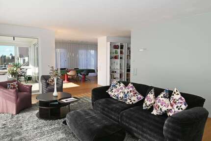 Wohnung Ludwigsburg - 4 Zimmer, 196 m&sup2;, 2.350&euro; | Angebot:24902033