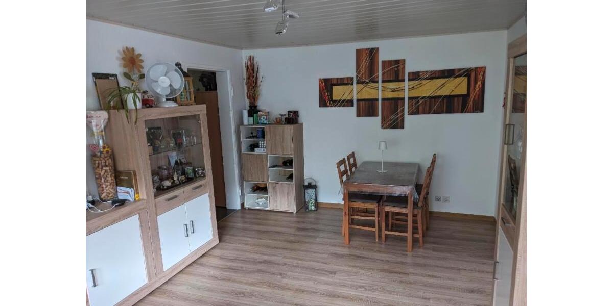 Etagenwohnung Stuttgart Luginsland - 3 Zimmer, 67 m&sup2;, 235.000&euro; | Angebot:25397752