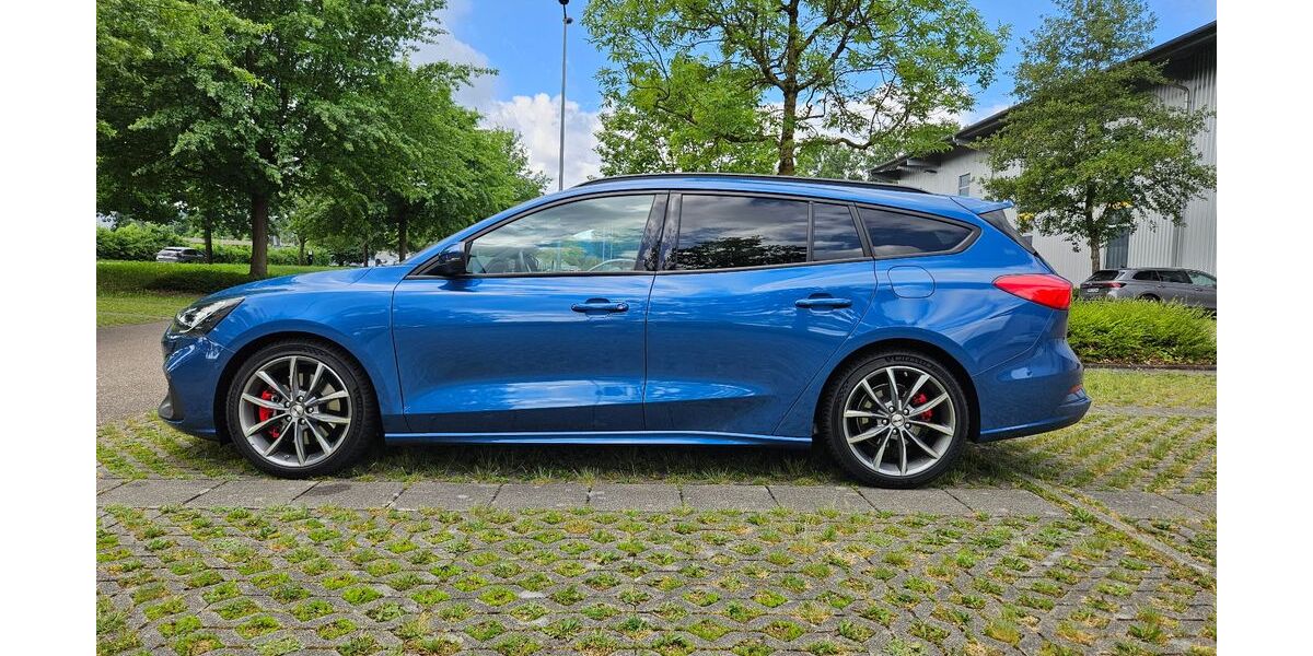 Ford Focus 78.000 km 18.900 &euro; Schorndorf 73614