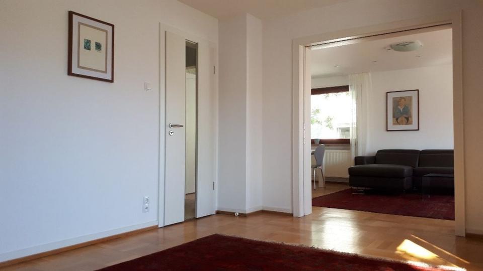Hochparterre Stuttgart Stuttgart-West - 3 Zimmer, 100 m&sup2;, 1.620&euro; | Angebot:25873597