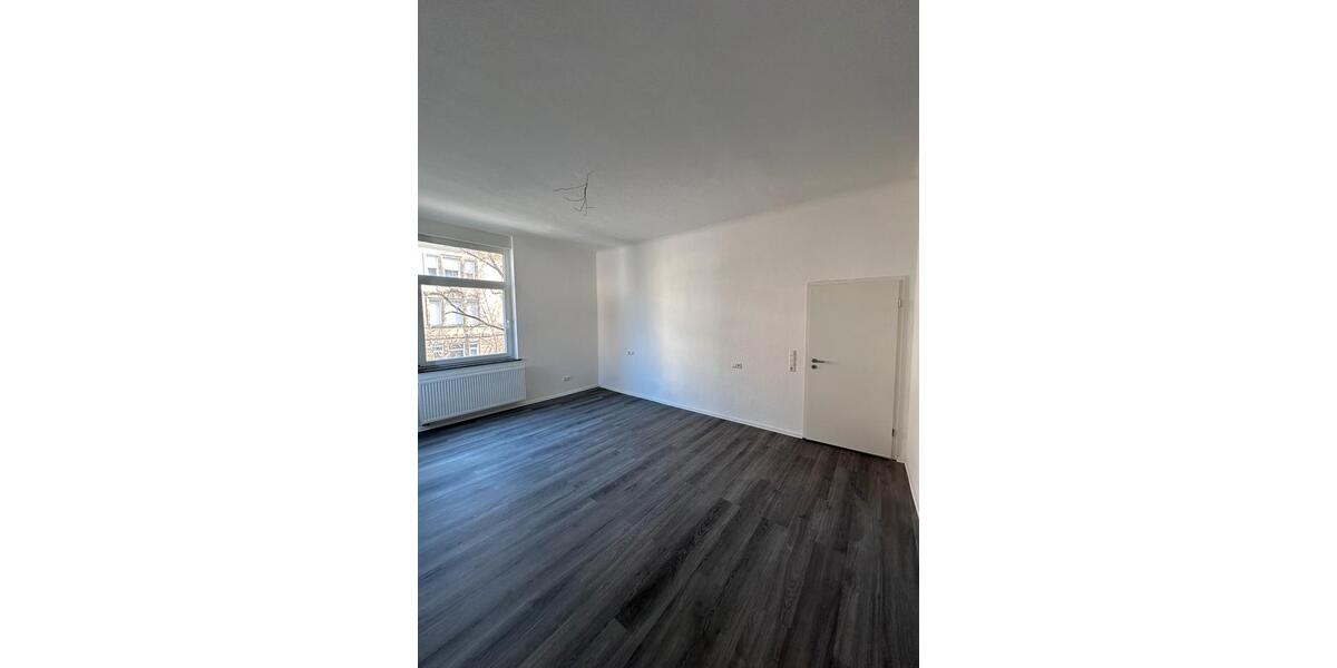 Etagenwohnung Stuttgart Bad Cannstatt - 3 Zimmer, 93 m&sup2;, 1.500&euro; | Angebot:26014531