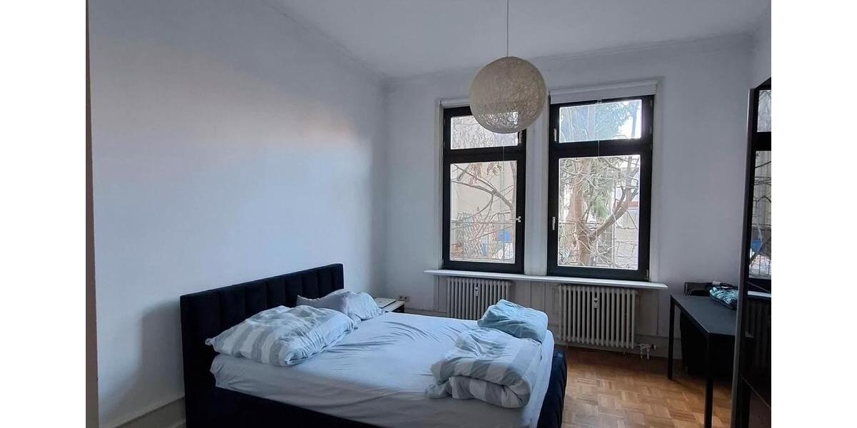 Etagenwohnung Stuttgart Bopser - 2 Zimmer, 45 m&sup2;, 860&euro; | Angebot:25641288