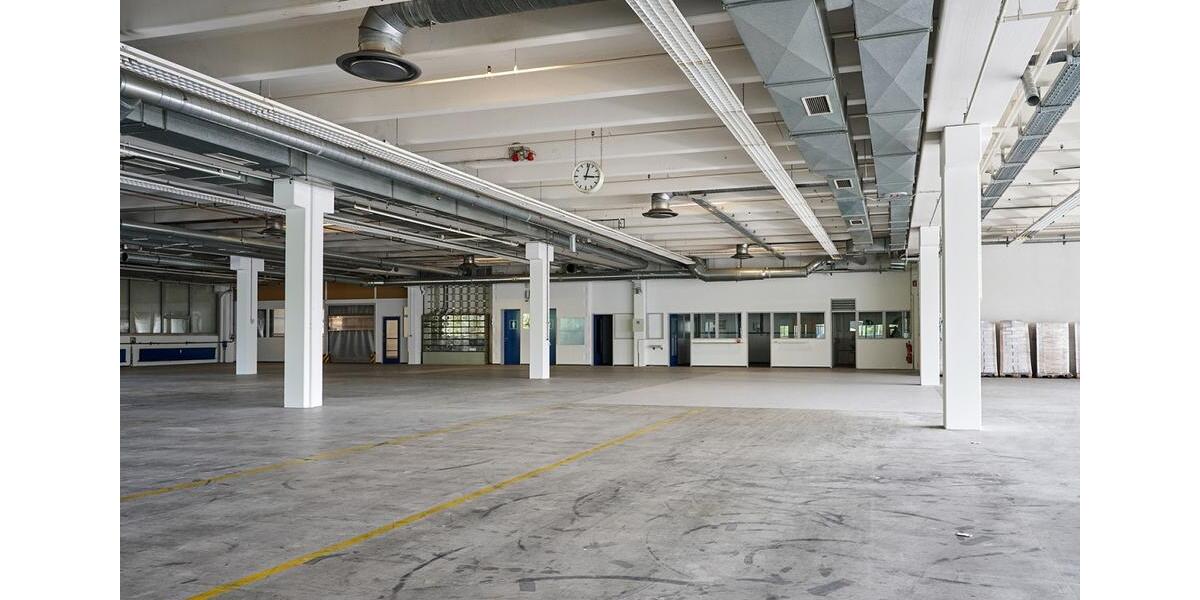 Gewerbeobjekt Frickenhausen - 2&euro; | Angebot:23811103