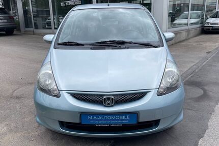 Honda Jazz 174.000 km 2.990 &euro; Marbach am Neckar 71672