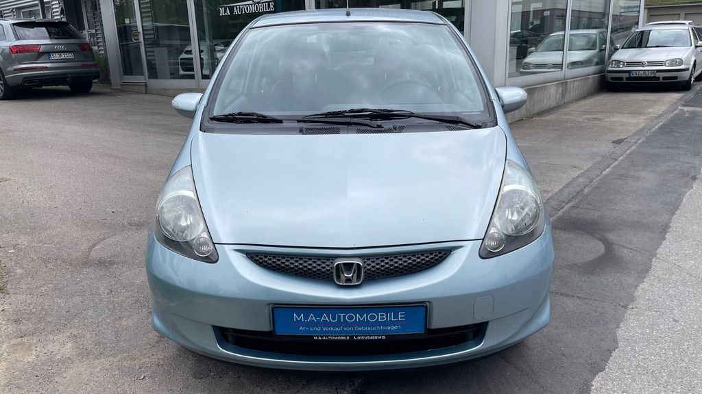 Honda Jazz 174.000 km 2.990 &euro; Marbach am Neckar 71672