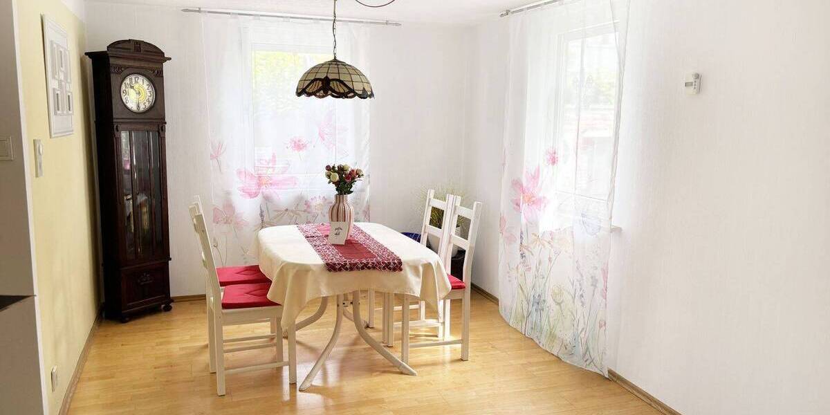 Mehrfamilienhaus, Wohnhaus Stuttgart Feuerbach - 3 Zimmer, 118 m&sup2;, 489.000&euro; | Angebot:25704674