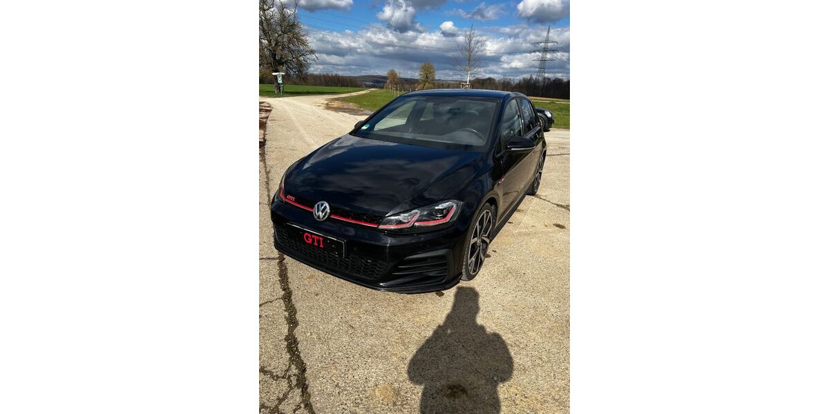 VW Golf 133.500 km 20.699 &euro; Wernau 73249