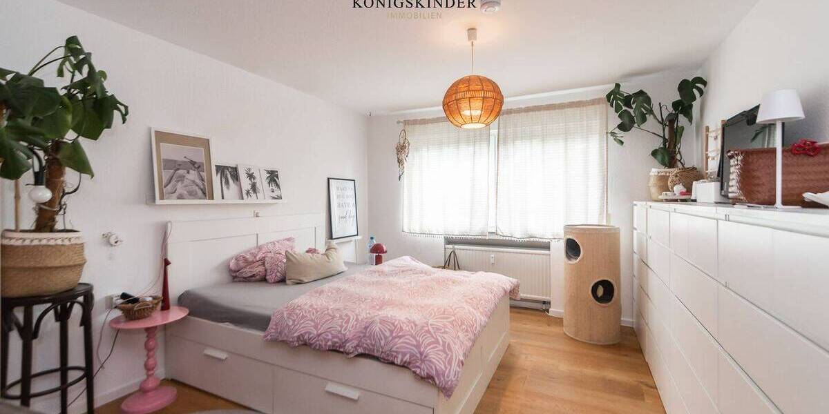 Mehrfamilienhaus, Wohnhaus Esslingen am Neckar Sulzgries - 6 Zimmer, 148 m&sup2;, 650.000&euro; | Angebot:26833715