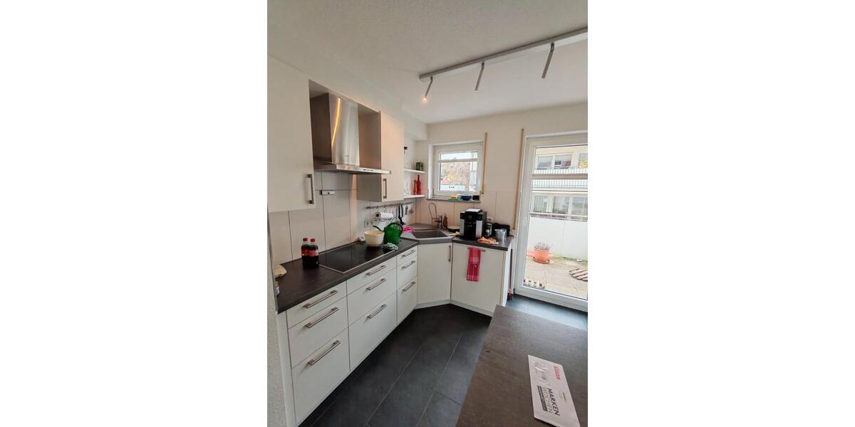 Etagenwohnung Esslingen am Neckar Hegensberg - 4 Zimmer, 90 m&sup2;, 1.200&euro; | Angebot:25959556