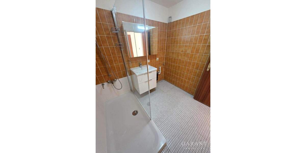 Etagenwohnung Fellbach Schmiden - 3 Zimmer, 84 m&sup2;, 299.000&euro; | Angebot:25707839