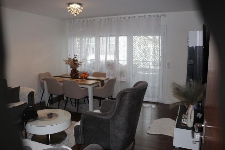 Etagenwohnung Steinenbronn - 3 Zimmer, 71 m&sup2;, 1.300&euro; | Angebot:25639828