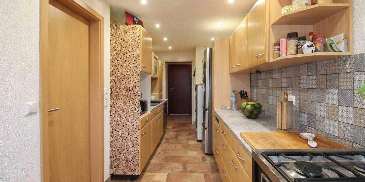 Etagenwohnung Schorndorf - 4 Zimmer, 81 m&sup2;, 265.000&euro; | Angebot:25747391