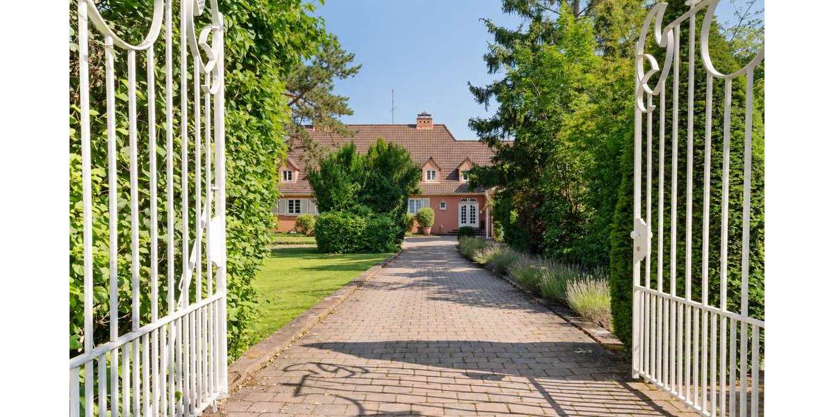 Einfamilienhaus Ludwigsburg Pflugfelden - 42 Zimmer, 1.575 m&sup2;, 5.400.000&euro; | Angebot:22062379