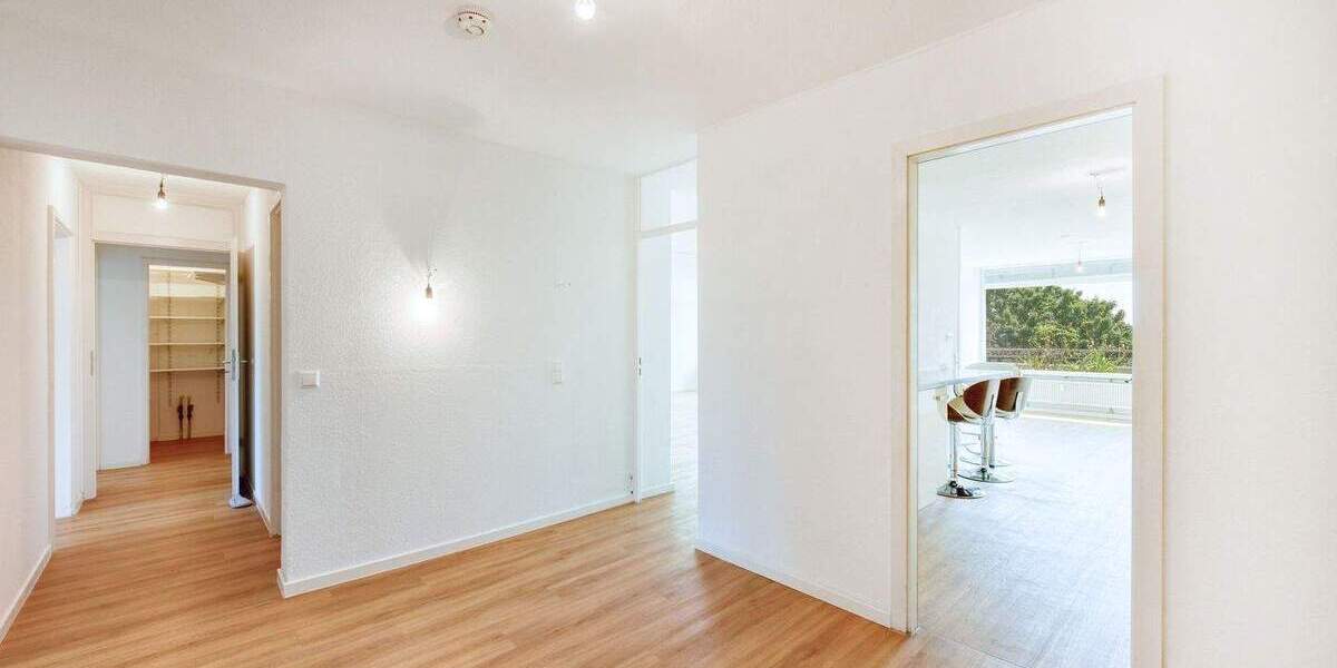 Etagenwohnung Stuttgart Freiberg - 4 Zimmer, 138 m&sup2;, 500.000&euro; | Angebot:25729892