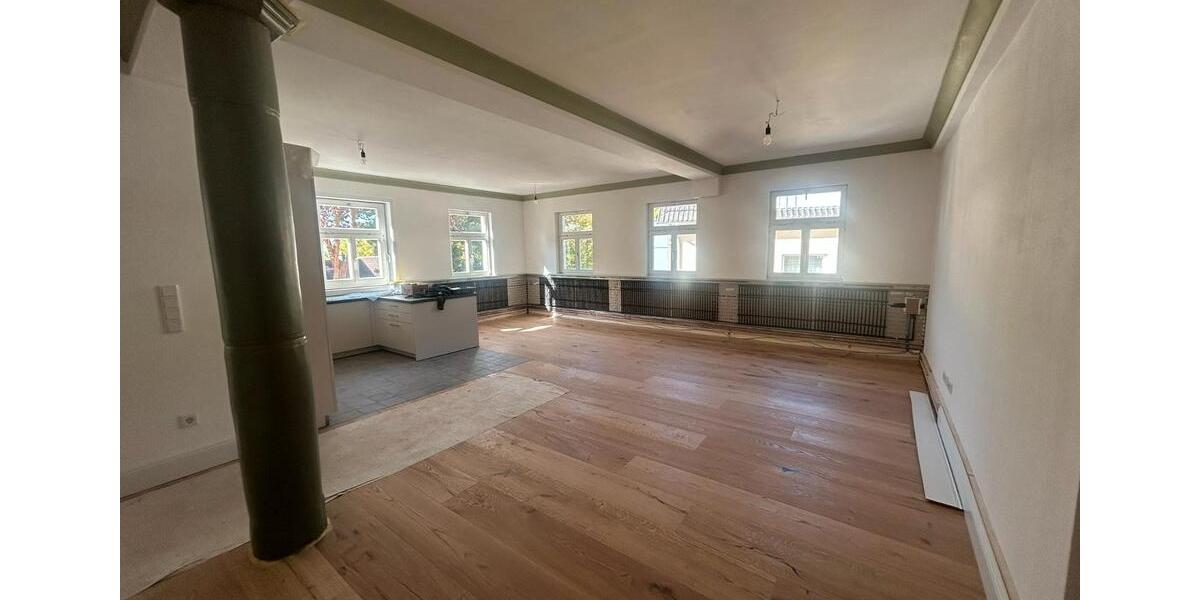 Erdgeschoßwohnung Schwieberdingen - 2 Zimmer, 98 m&sup2;, 1.570&euro; | Angebot:27539423