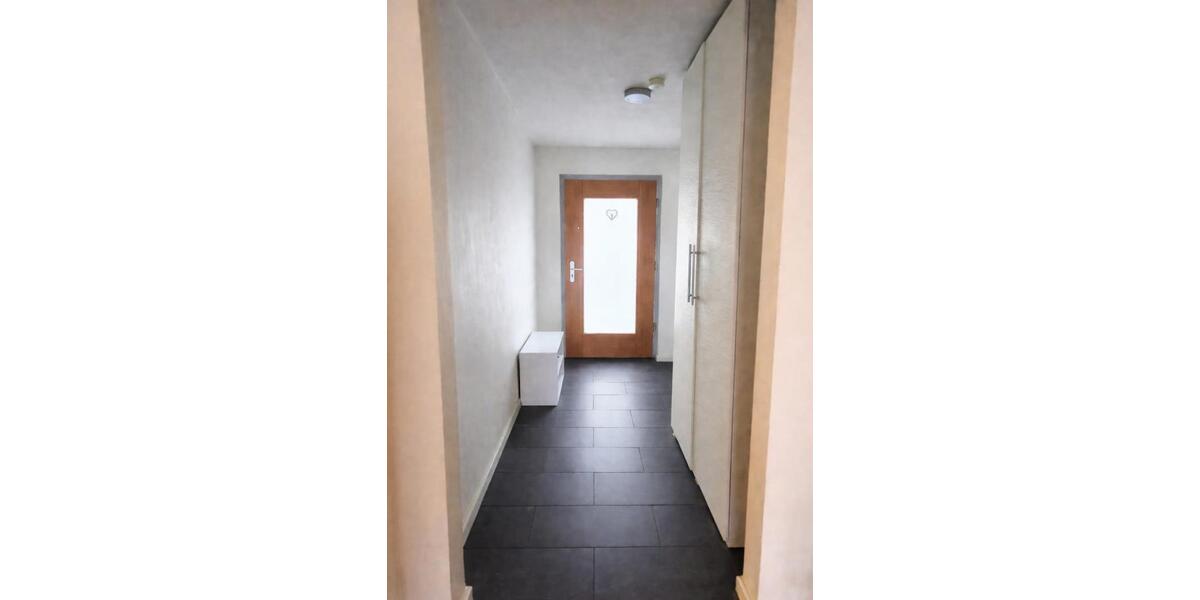 Maisonettenwohnung Stuttgart Bad Cannstatt - 4 Zimmer, 104 m&sup2;, 1.700&euro; | Angebot:25919117