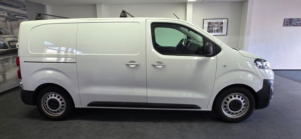Opel Vivaro 44.000 km 13.990 &euro; Asperg/Ludwigsburg bei Stuttgart 71679