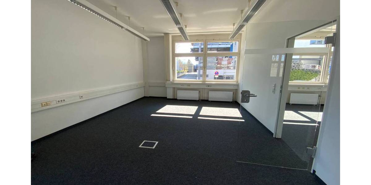 Gewerbeobjekt Sindelfingen Mitte - 18.960&euro; | Angebot:25704212