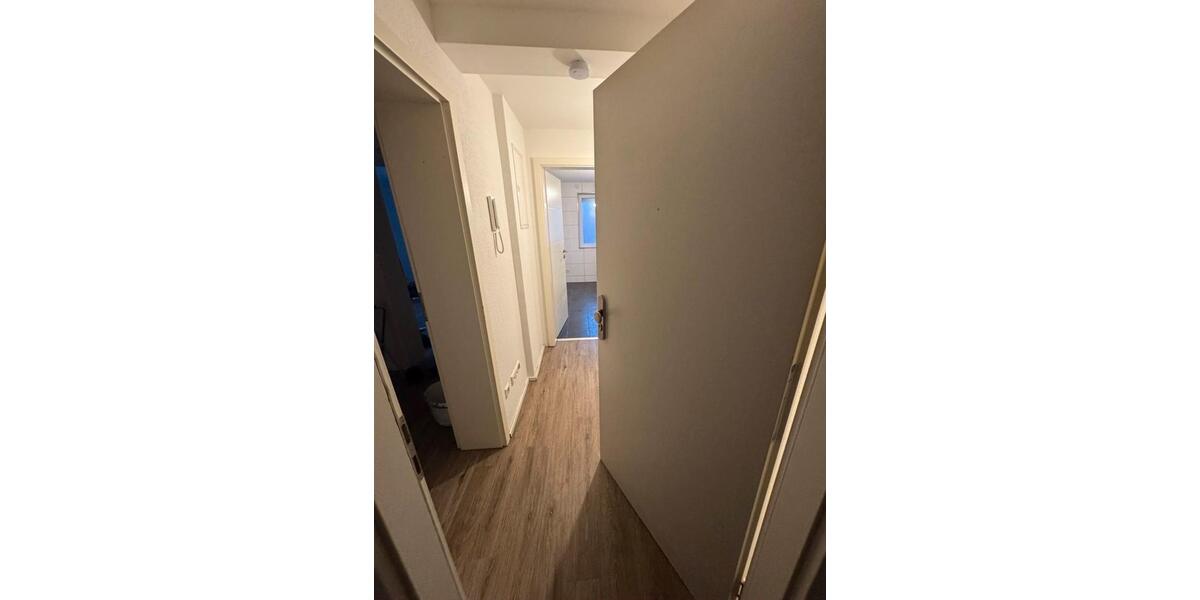 Etagenwohnung Esslingen am Neckar Brühl - 2 Zimmer, 40 m&sup2;, 650&euro; | Angebot:26607097